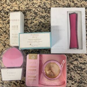 Foreo Skincare and Beauty Device Set